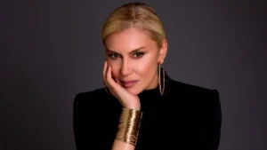 Zeynep Mansur’un yeni şarkısı ‘Loş’ ile afro house rüzgarı esecek