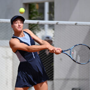 Zeynep Sönmez, WTA 250 Lexus Nottingham Açık’ta ikinci tura yükseldi