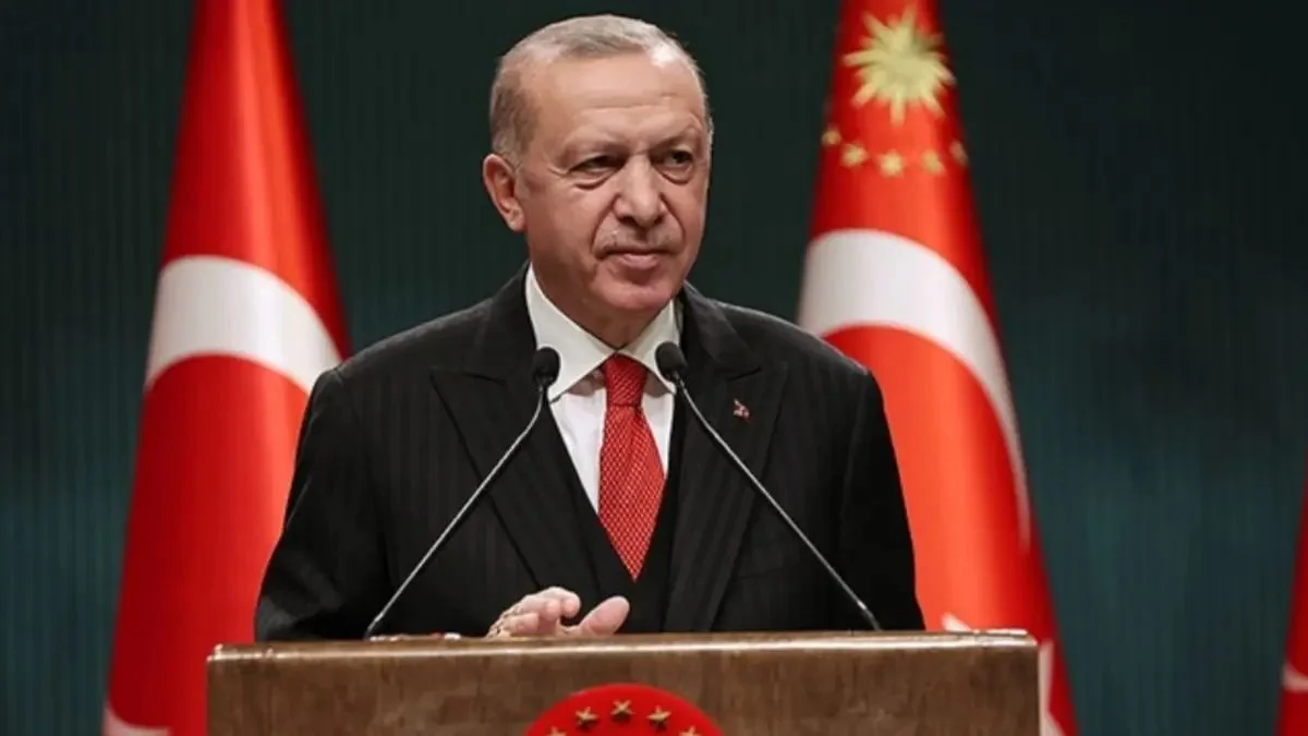 Cumhurbaşkanı Erdoğan: “Depremi kullanarak fırsatçılık yapanlar hesap veriyor”      