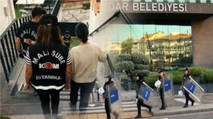 Rüşvet operasyonu: Üsküdar Belediye Başkanı Sinem Dedetaş dahil 6 kişi gözaltına alındı