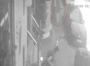 Arnavutköy’de bir kadın kuaför hizmeti alıp ücret ödemeden kayıplara karıştı