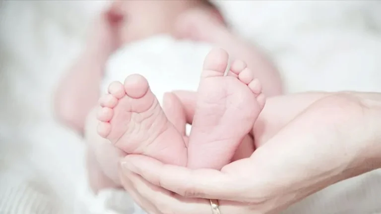 İngiltere ve Galler’de erkek bebek isimlerinde Muhammed zirveye oturdu