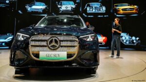 Mercedes-Benz Çin’de Düşen Satışlarla Mücadele Ediyor, Avrupa ve Amerika’da Büyüme Sağlıyor