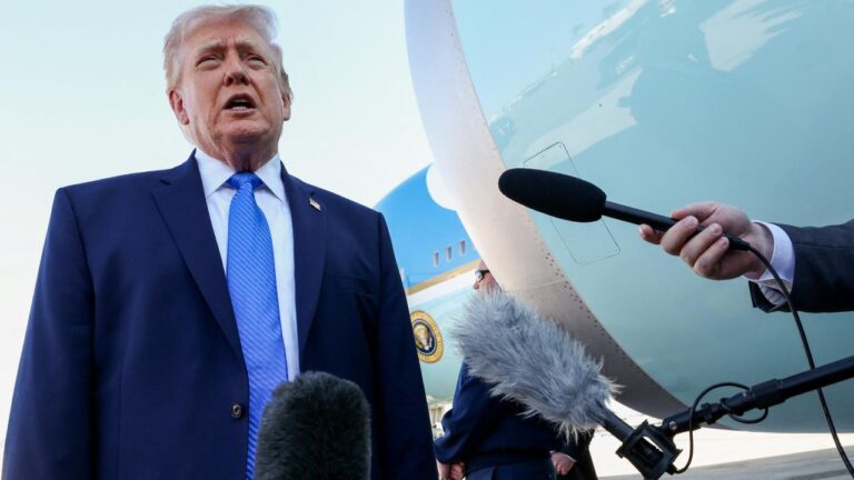 Trump İran ile yapılan görüşmelerin olumlu geçtiğini açıkladı