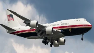 Trump’ı Ankara’ya getiren Air Force One, uçuş takip platformlarında rekor kırdı