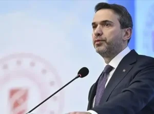 Yenilenebilir enerjide yeni yatırımlar rüzgar ve güneş projeleriyle hız kazanacak