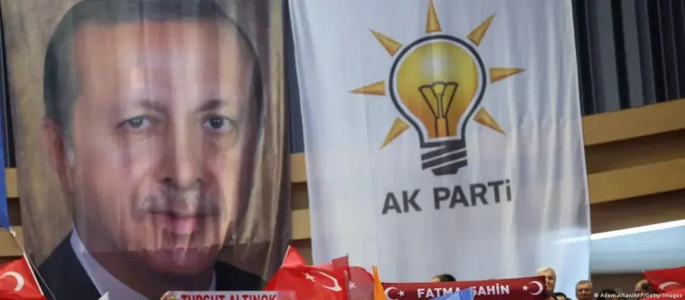 AKP’nin çeyrek asırlık yolculuğu nasıl devam edecek?