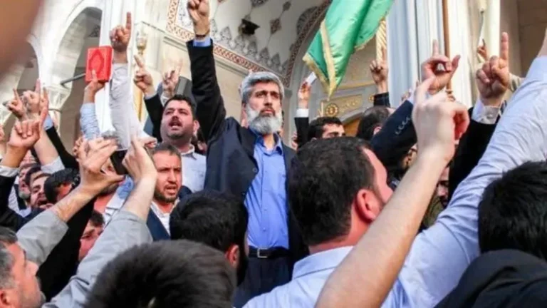 Furkan Vakfı: Kurucusu Alparslan Kuytul’a gözaltı ile gündeme gelen İslamcı oluşum