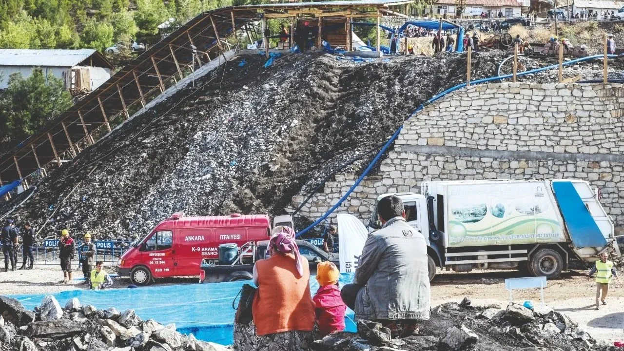 Her dört saatte bir işçi ölüyor